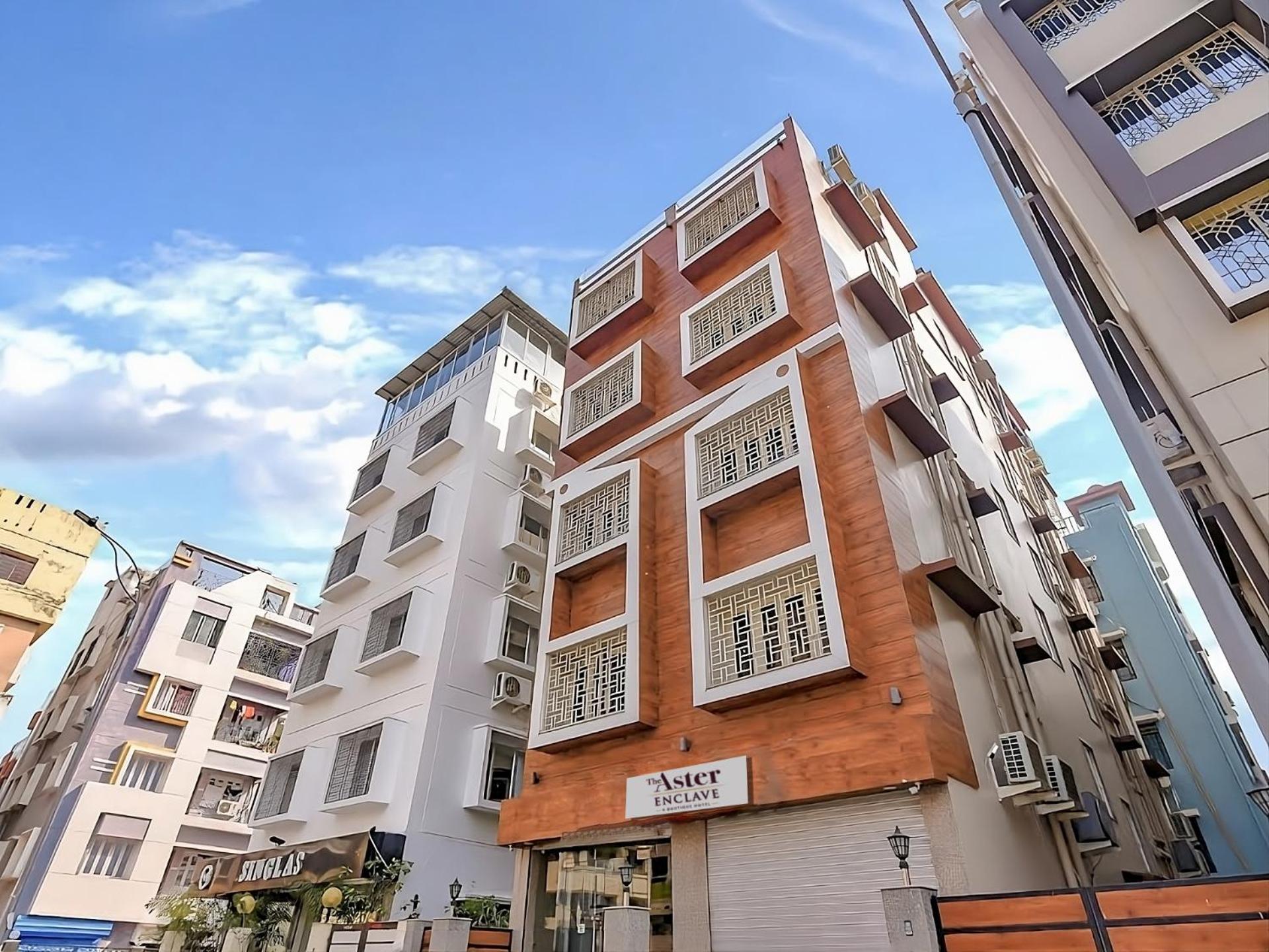 The Aster Enclave Hotel Калькутта Экстерьер фото